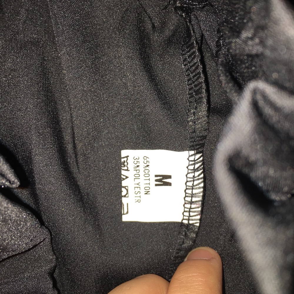 Shorts - Picture 2 of 3